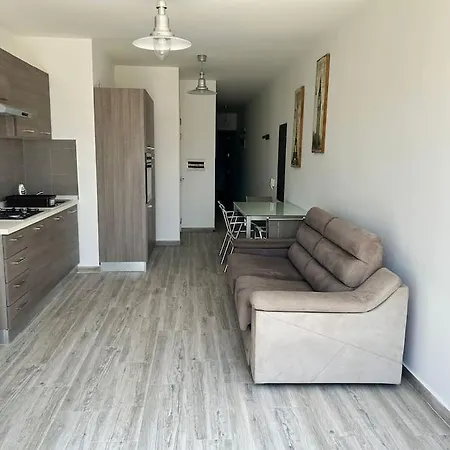 The Penthouse Sky Retreat * Gzira