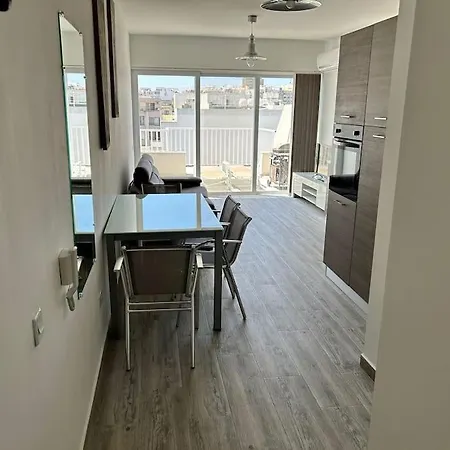 The Penthouse Sky Retreat * Gzira
