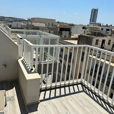 Apartament The Penthouse Sky Retreat